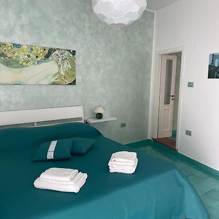 Casa Di Flora Apartment Vietri Екстериор снимка